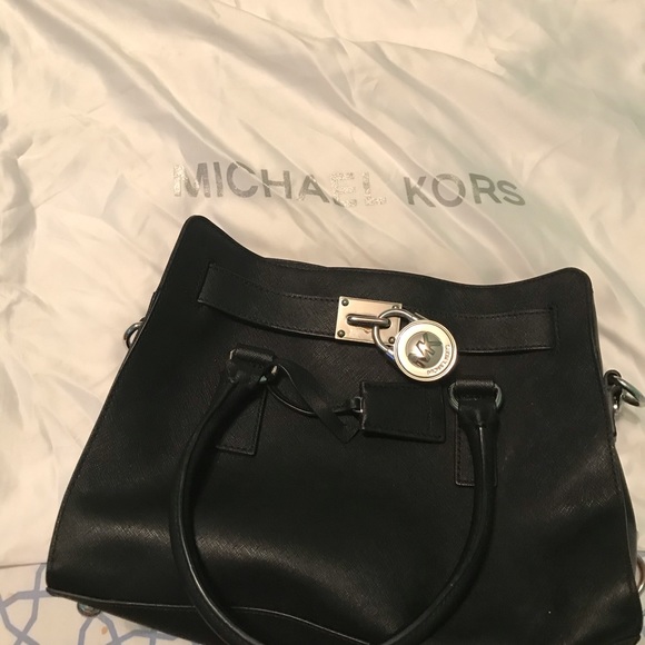 Black Michael Kors purse - Picture 5 of 6